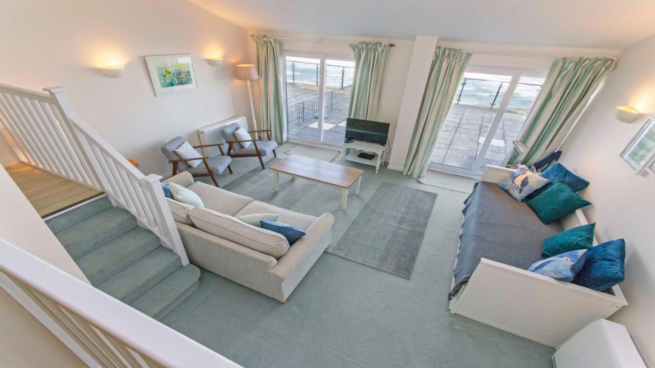 クロイドClifton Court Apt 16 With Indoor Heated Pool & Sea Viewsアパートメント エクステリア 写真